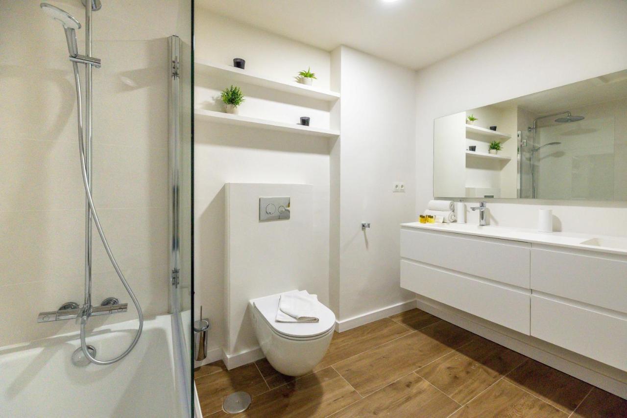 Vacation Marbella I Top 1 Puerto Banus Sea Front Rental, Renovated Bagian luar foto