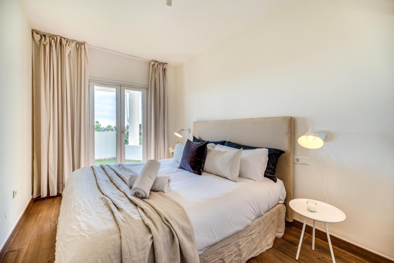 Vacation Marbella I Top 1 Puerto Banus Sea Front Rental, Renovated Bagian luar foto