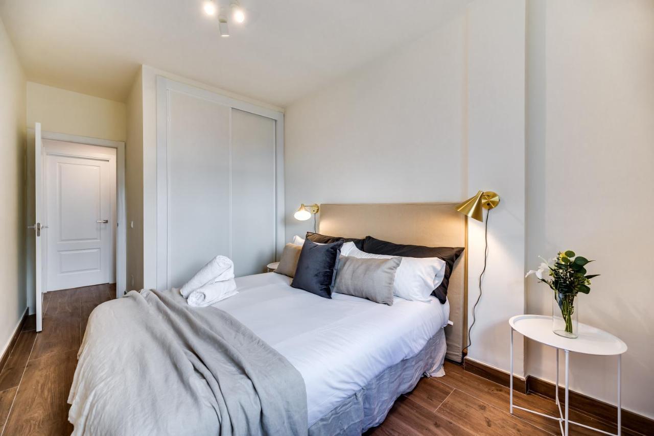 Vacation Marbella I Top 1 Puerto Banus Sea Front Rental, Renovated Bagian luar foto