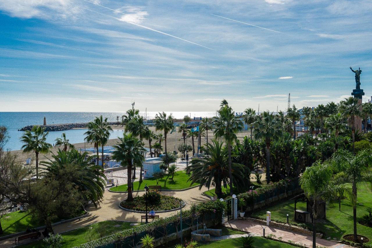 Vacation Marbella I Top 1 Puerto Banus Sea Front Rental, Renovated Bagian luar foto