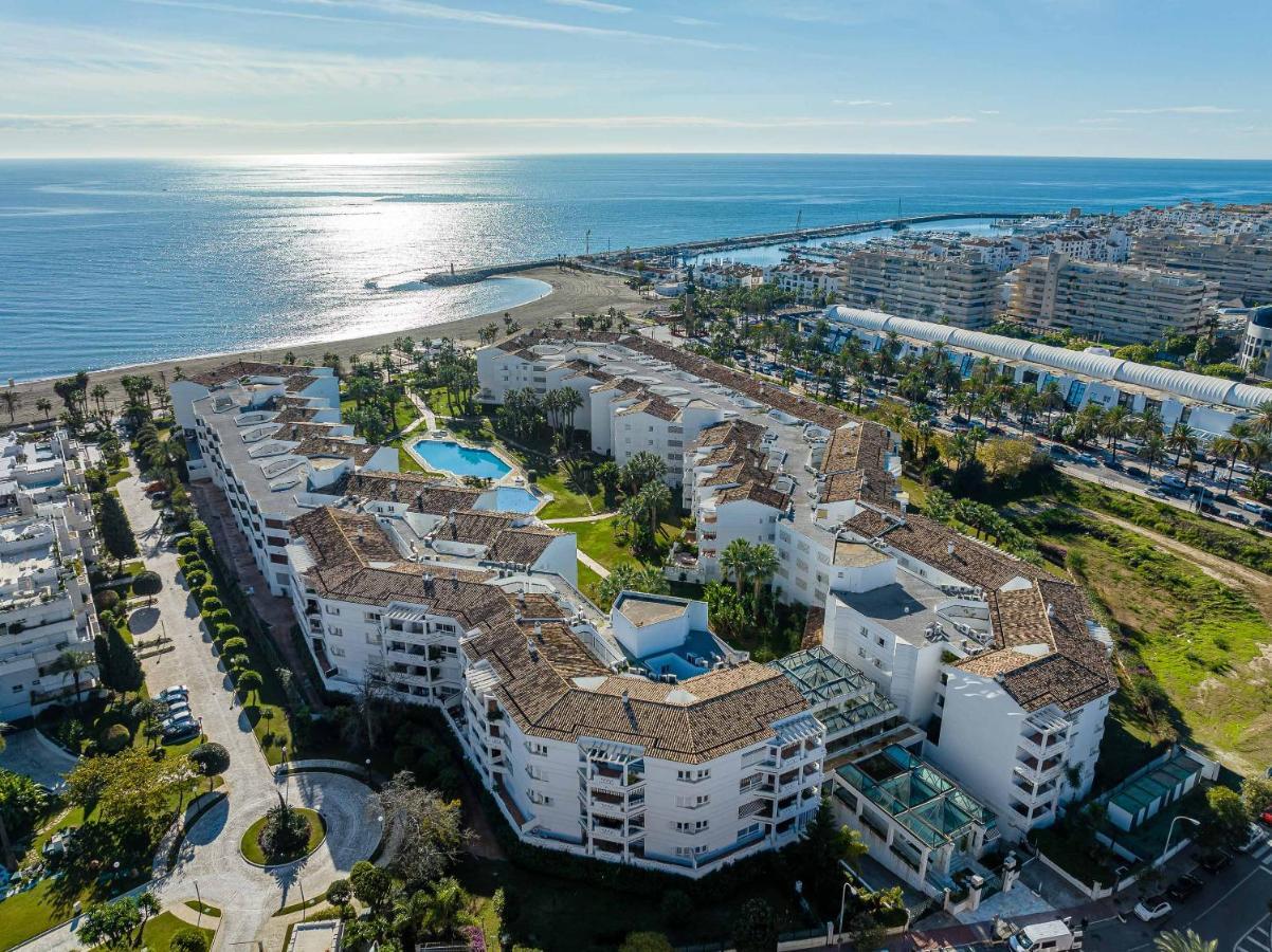 Vacation Marbella I Top 1 Puerto Banus Sea Front Rental, Renovated Bagian luar foto