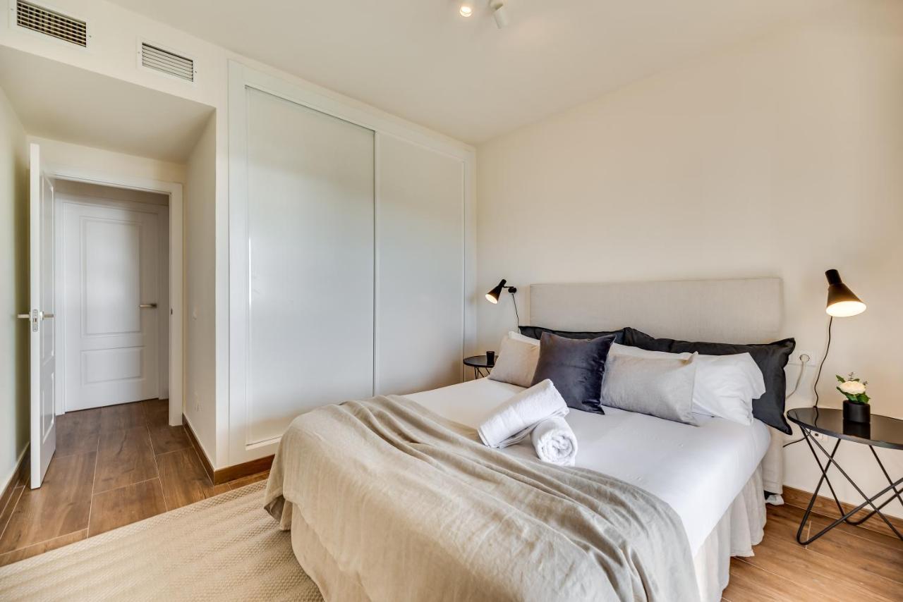 Vacation Marbella I Top 1 Puerto Banus Sea Front Rental, Renovated Bagian luar foto